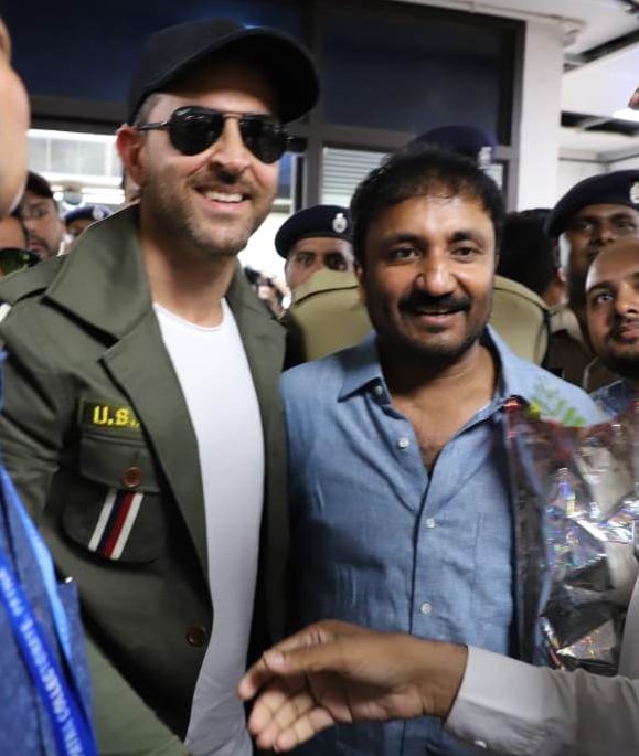 Hrithik Roshan 1w