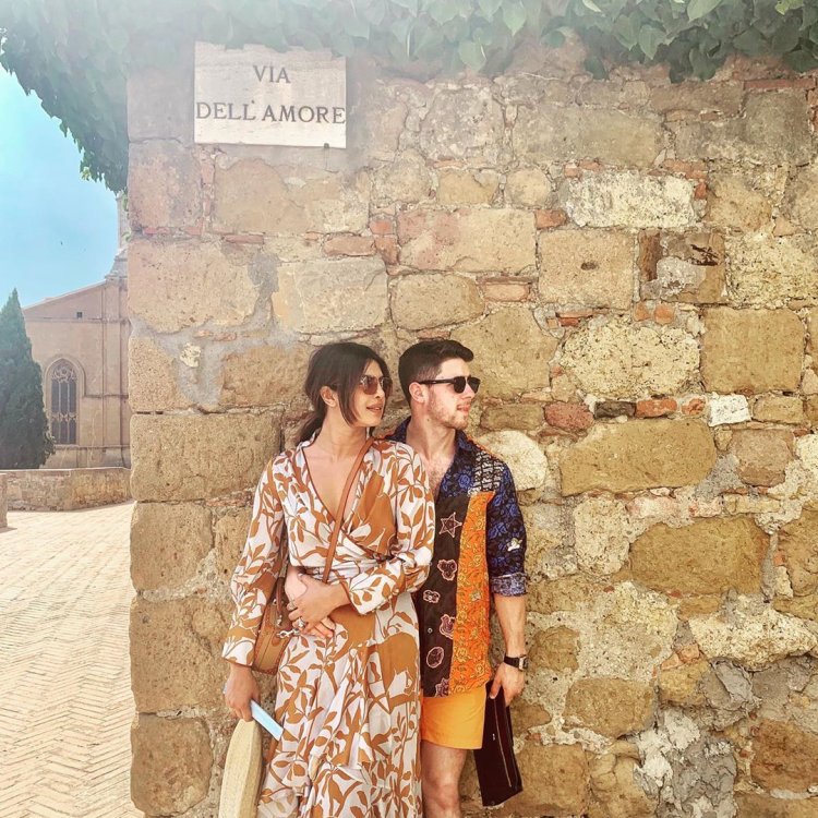 Nick Jonas Priyanka