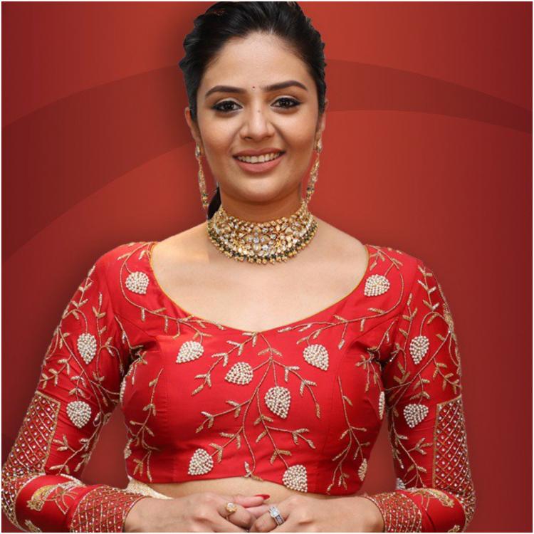 Sreemukhi Main 