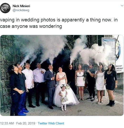 Vaping Couple 24jpg