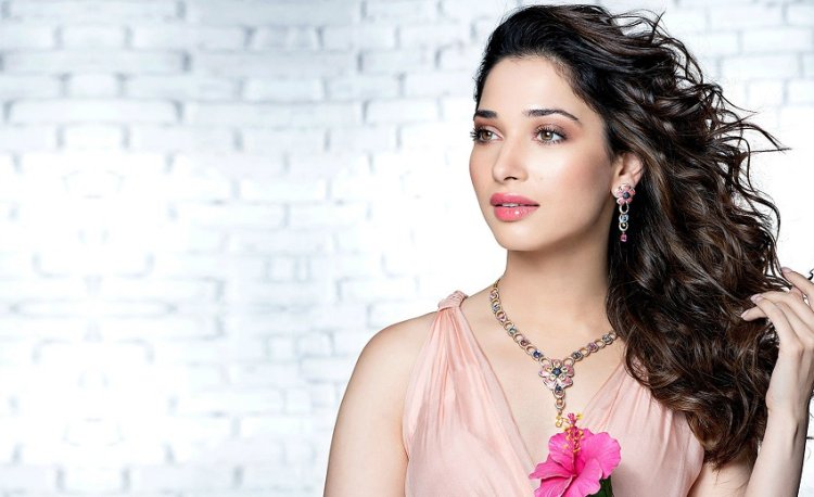 Tamannaah Bhatia Jigarthanda cast