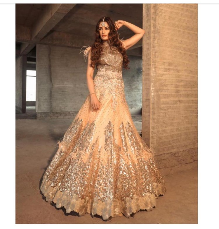 yuvika chaudhary lehenga