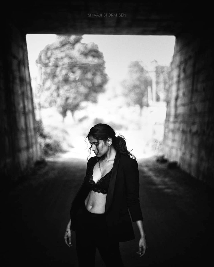 Sai Tamhankar sexy photo