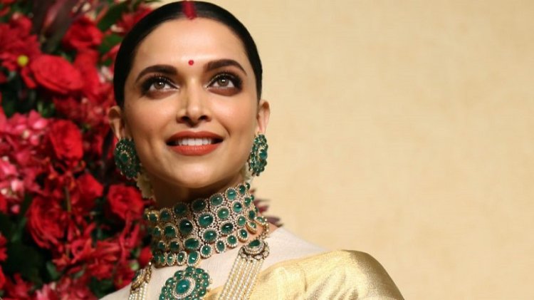 Deepika Padukone Expresses Her Admiration To Romi