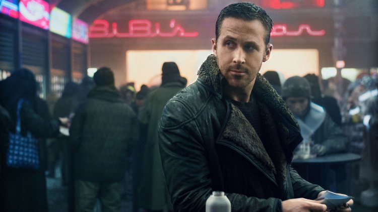 (Robots movies) Ryan Gosling is every girls' dreams and so is his bioengineered human version