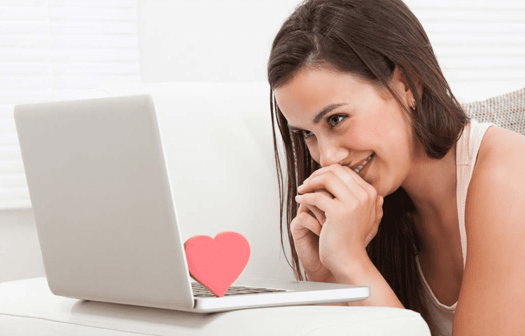 Here's the Prime Age for Women for Online Dating—and Why I'm Not That ...
