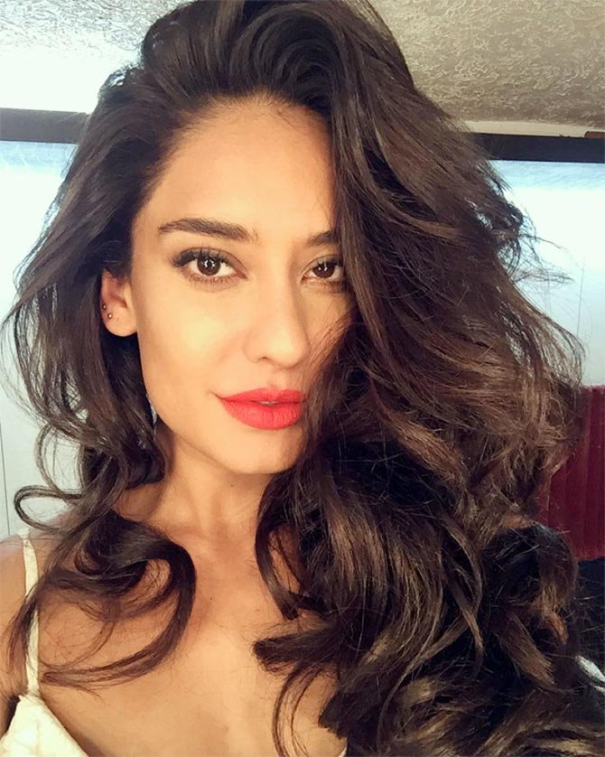 Lisa Haydon Rocks The Ramp At Lfw 2019 Says She Wi