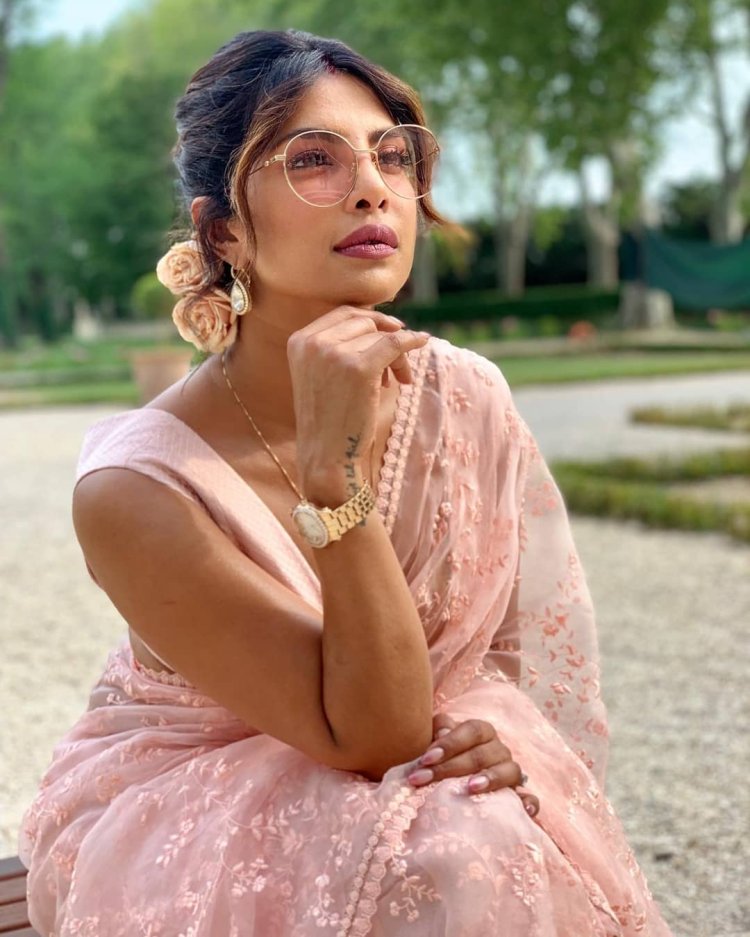 Priyanka Chopras Latest Look Wins Over The Interne