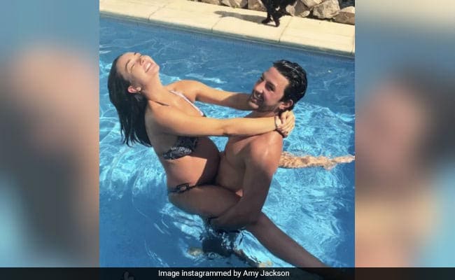 S2k5drf Amy Jackson Instagram 625x300 26 August 19