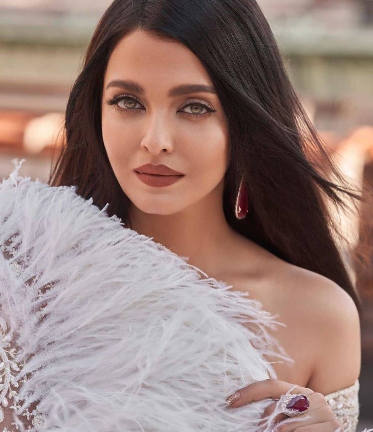 Aishwarya Rai Bachchan 2