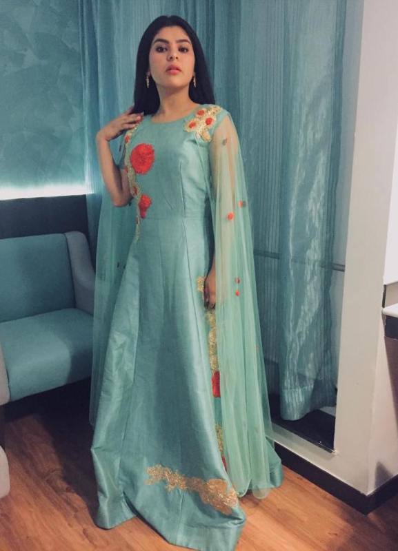 Nidhi Bhanushali Image