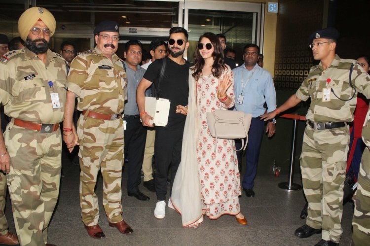 Anushka Sharma Gives Lessons On How To Wear Kurtas