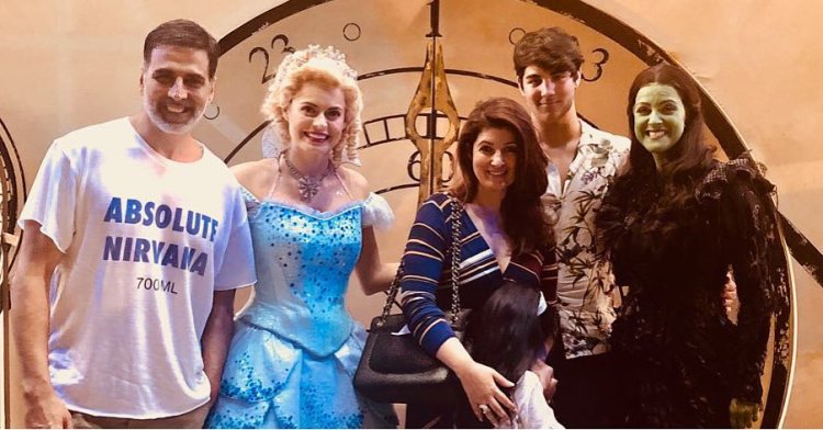 Akshay Kumar and his family