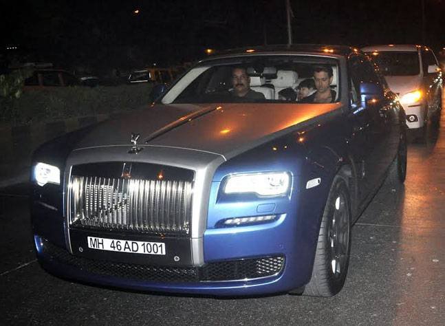 Hrithik Roshan Rolls Royce Ghost 4cb8