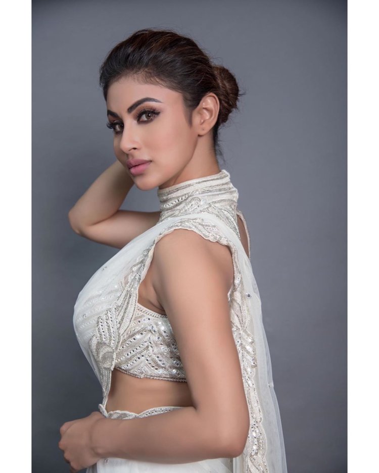 Mouni 10