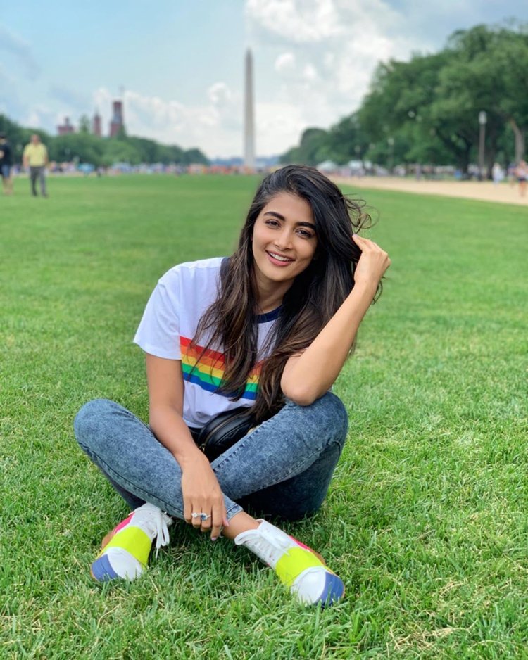 Pooja 9512