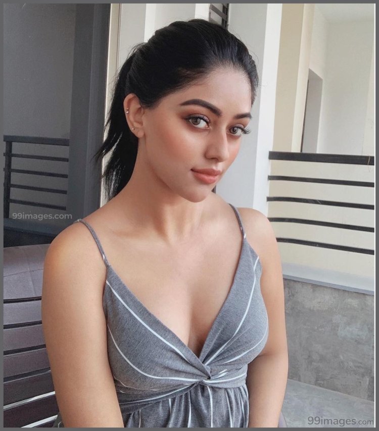 Anu Emmanuel Hot Hd Photos Wallpapers For Mobile 1