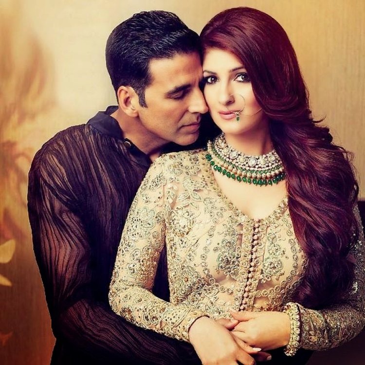 Akshay Twinkle Celebrity Parties E517