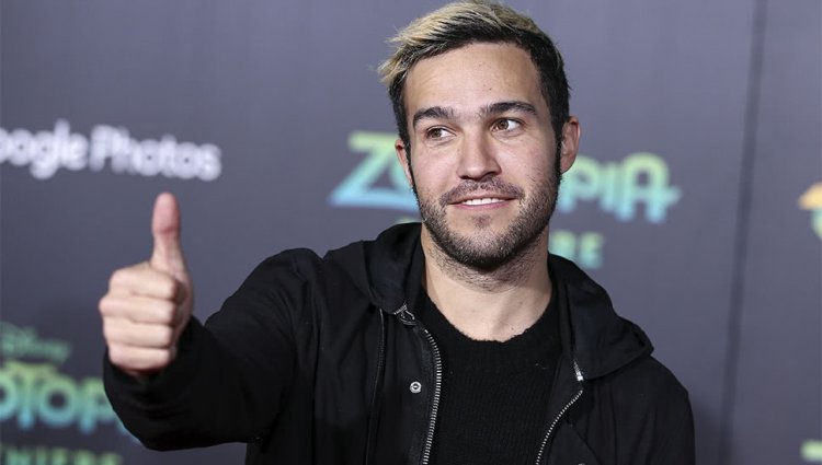 Hollywood-Celebrities-Who-Had-Their-Nude-Photos-5