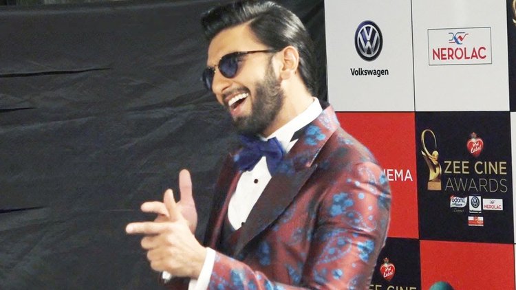 Fun On The Cloud! Ranveer Singh Terrifies His Fans With His Cute