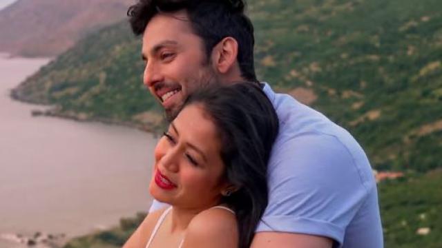 Neha Kakkar Neha Kakkar Breakup Neha Support Ex Bo