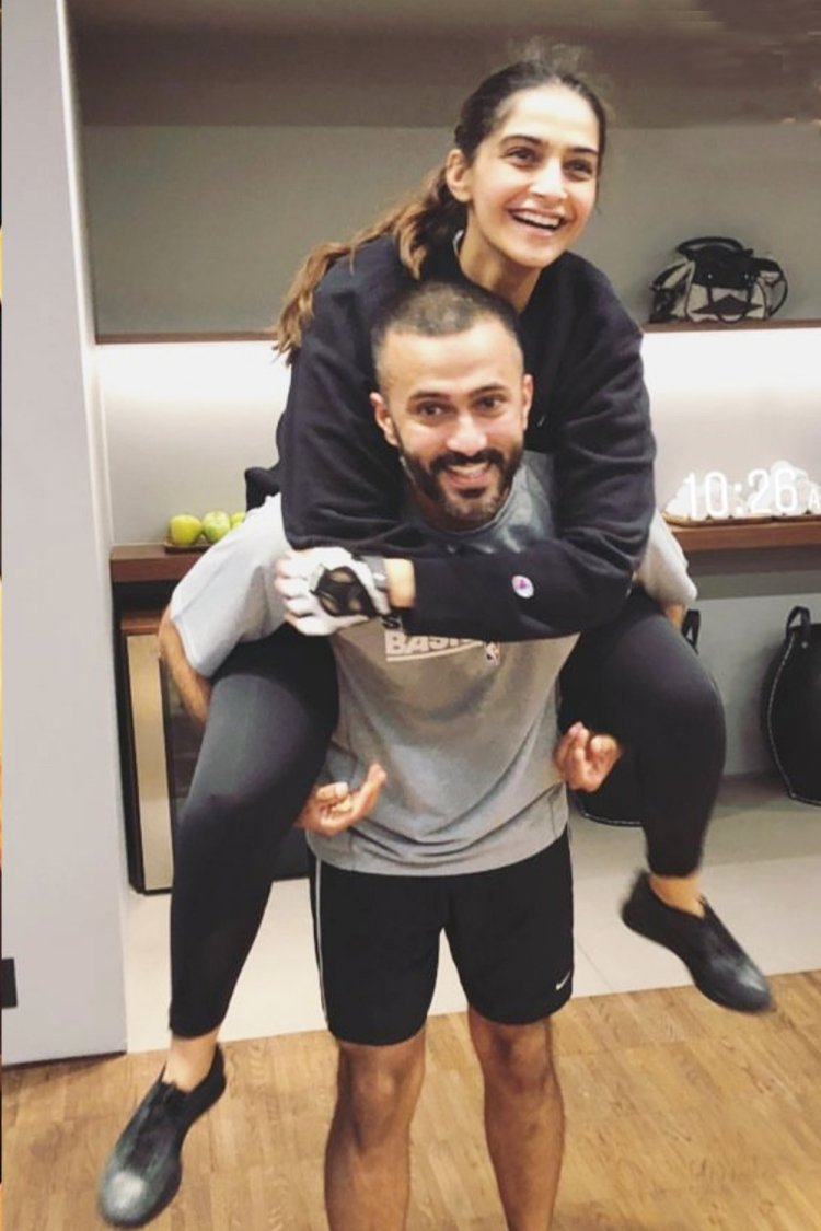 6 Bollywood Couple Who Love To Sweat It Out In The