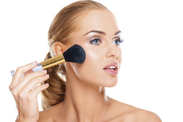 How To Apply Blush According To Your Face Shape 05