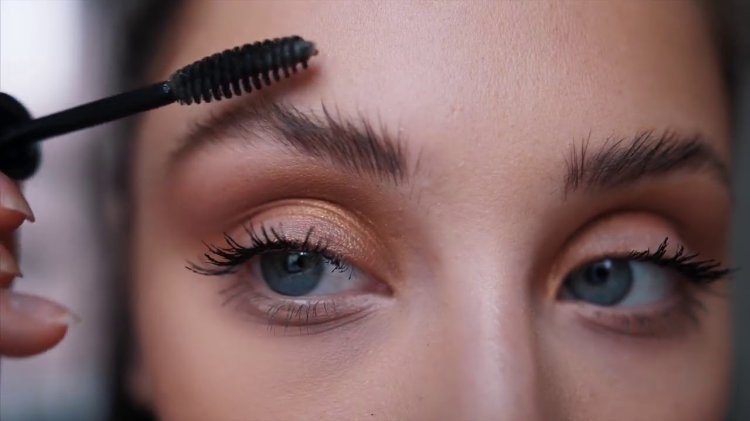 brush your brow eyes