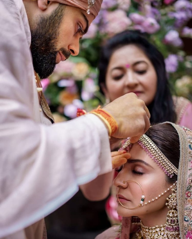 Anushka Sharma And Virat Kohli 6 E8a7
