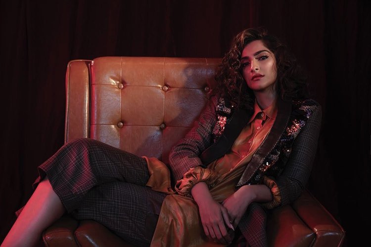 Sonam Kapoor Bf84