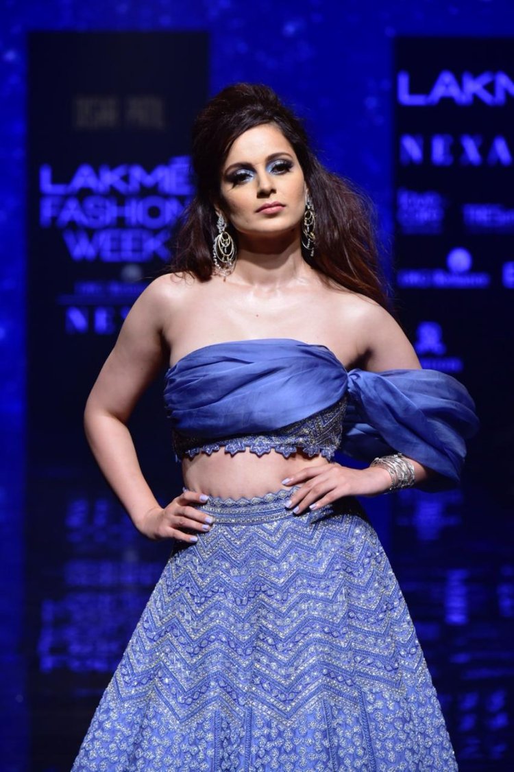 Navratri 2019 Let Bollywood Actresses Show You How