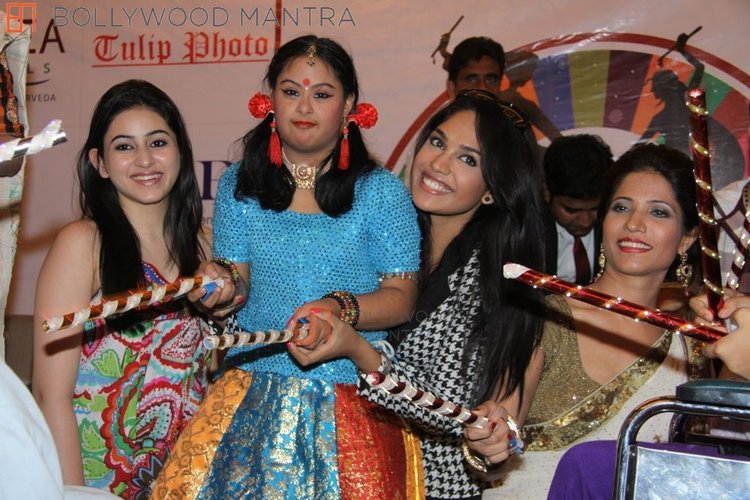 Richa Sharma 651673 806b