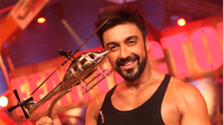 326888 Ashish Khatron