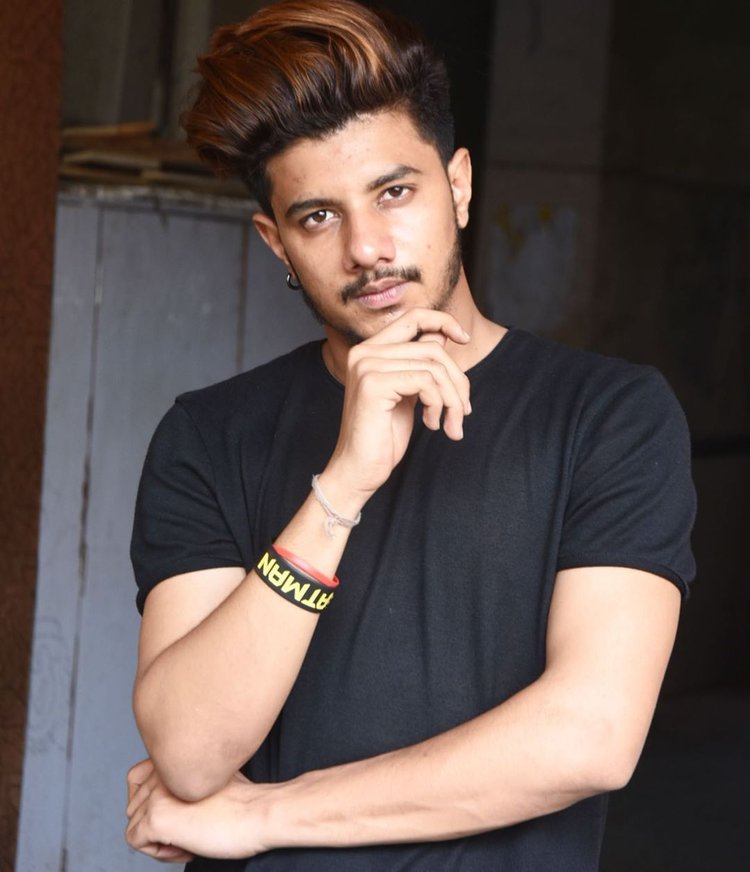 Top 25 Indian TikTok Stars: Young Influencers To Start Following Now -  