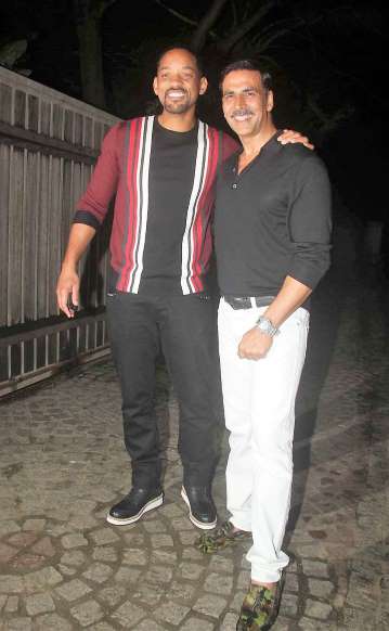 20 Precious Moments Of Hollywood And Bollywood Sta