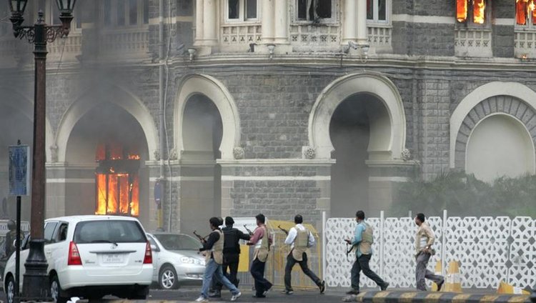Commandos Terrorists Saturday Between Anshuman Poy