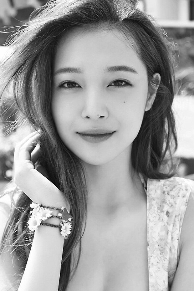 Sulli - The young, the fame, and the fortune! 