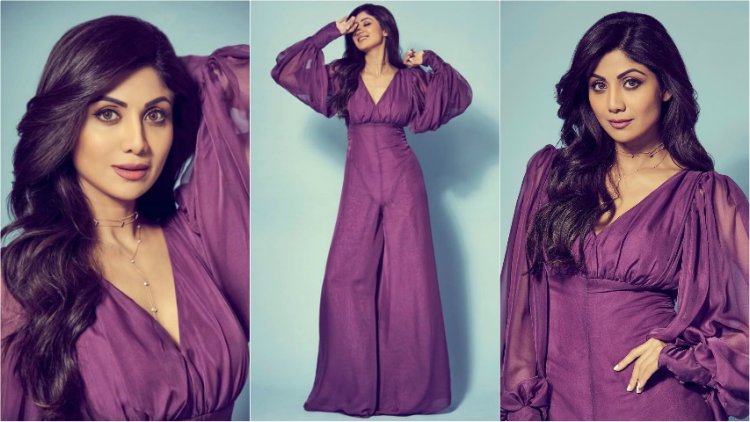 Shilpa Shetty Flaunts Her Slender And Toned Figure