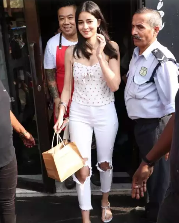 How To Pull Off White Outfits