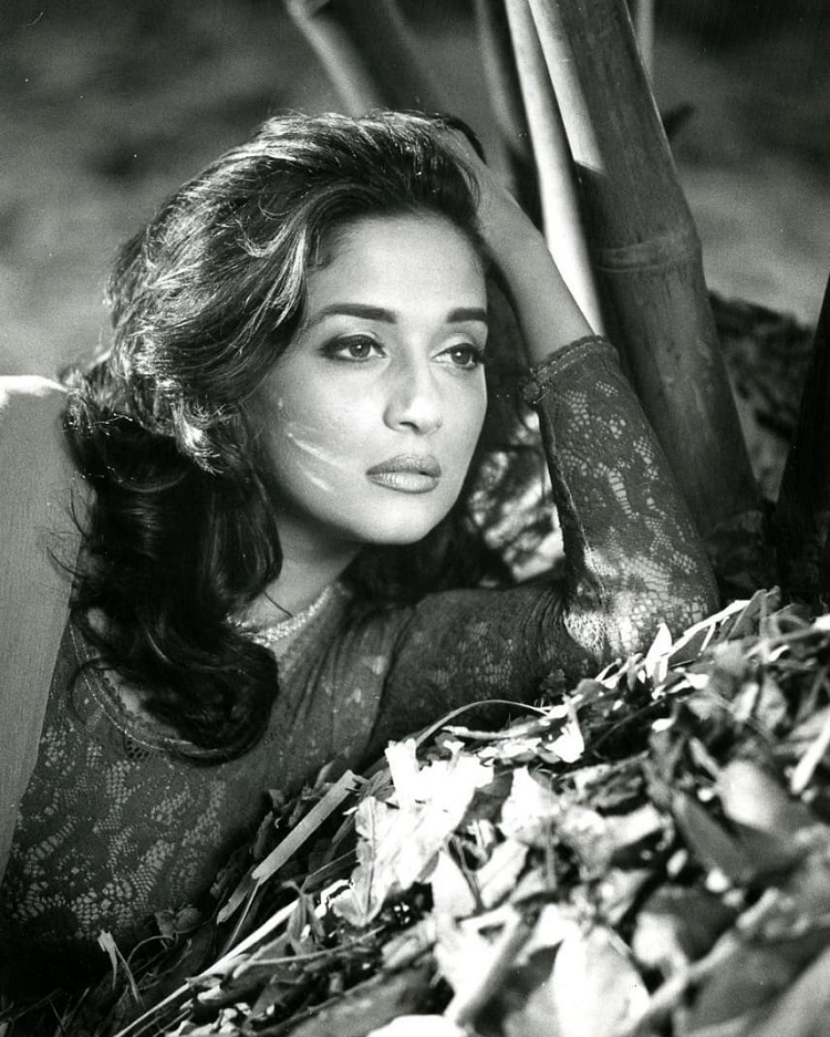 Happy Birthday Madhuri Dixit: Turns Back Time To Contemplate 10 Moments Of Her Raw Beauty From A Bygone Era