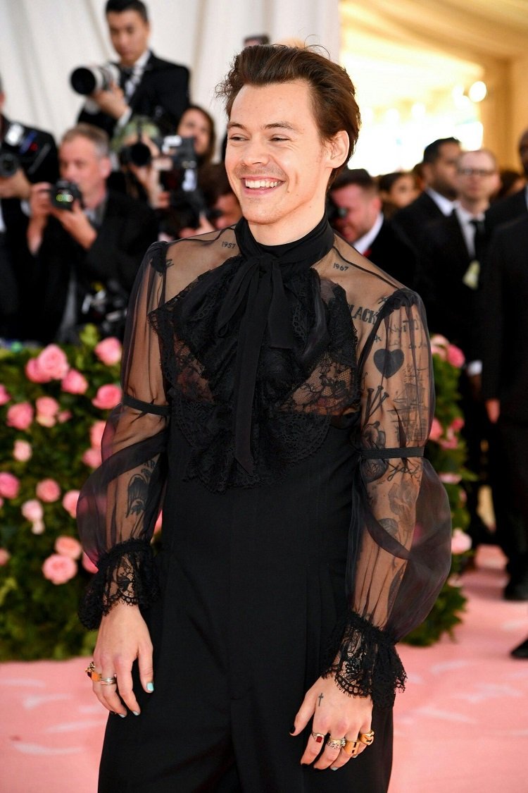  Harry Styles's jaw-dropping MET Gala 2019 ensemble