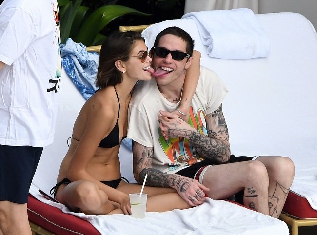 Pete Davidson And Girlfriend Kaia Gerber Spend Pda