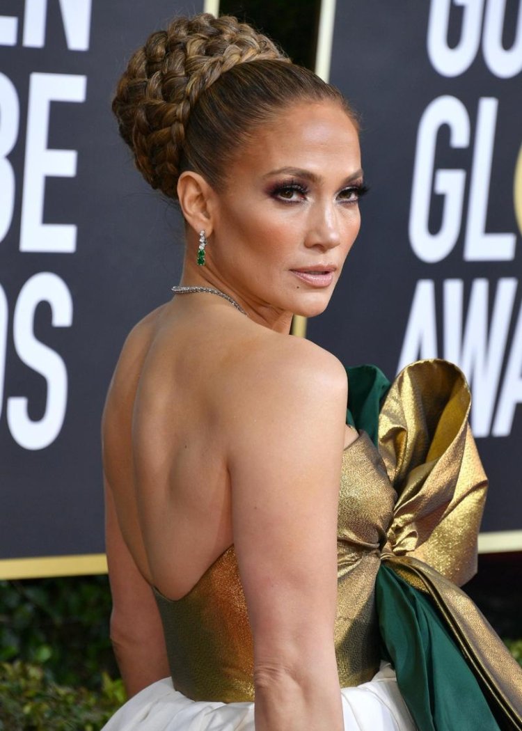 2020 Golden Globes: 10 Best Closeup Shots Of The Stunning Starlets - StarBiz.com
