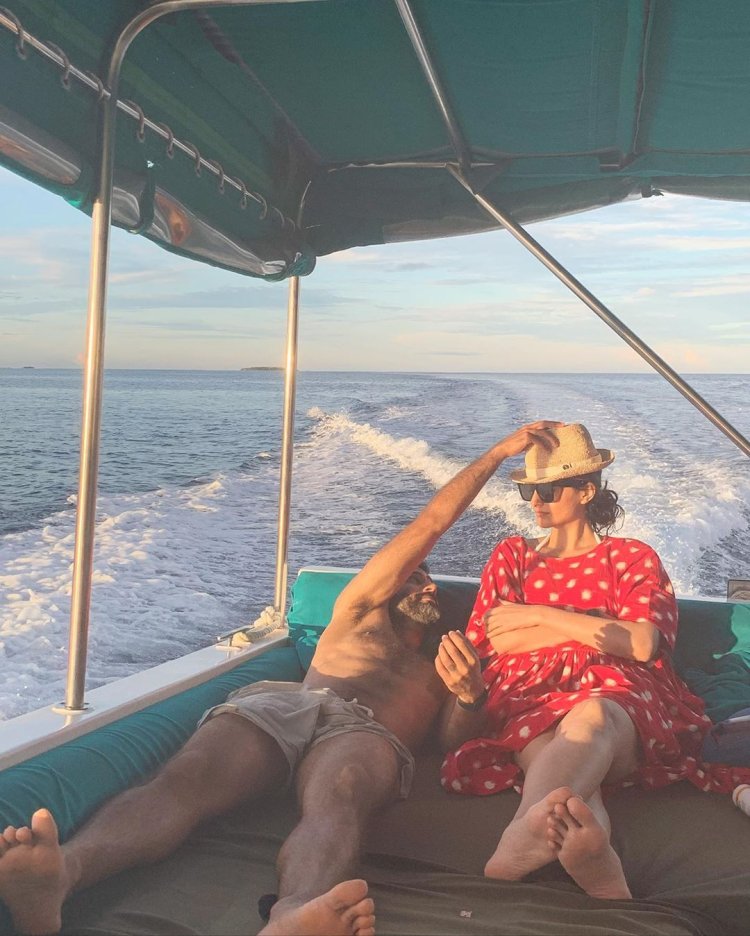 Sonam Kapoor best couple pics