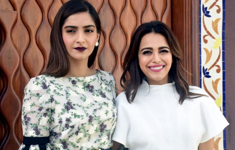 Swara Bhaskar And Sonam Kapoor Ahuja