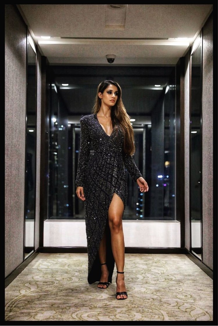 Disha Patani Outfit Serving Huge Inspo For Your Party Outfit - StarBiz.com