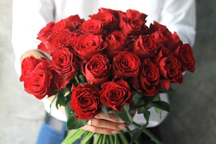 red-roses-love-tips-for-boys