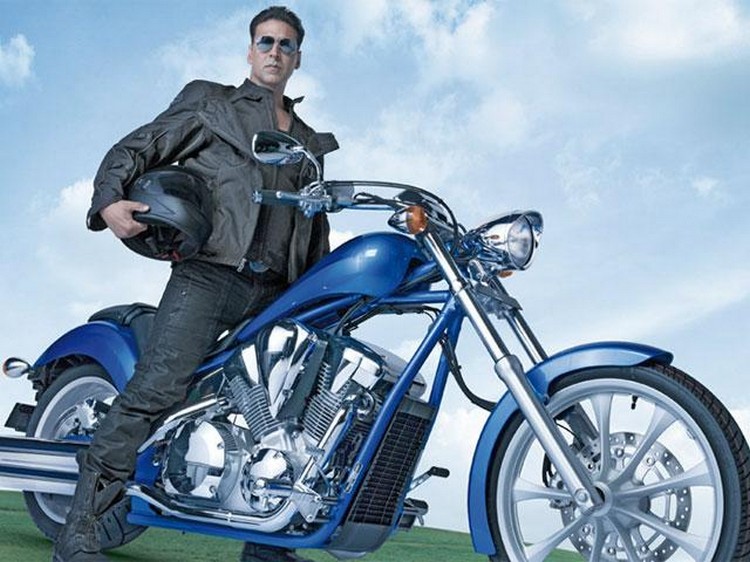 Akshay-Kumar-net-worth-from-commercial