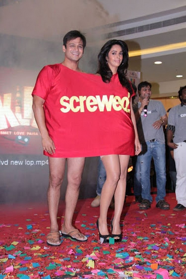 Vivek-Oberoi-Oops-Moments