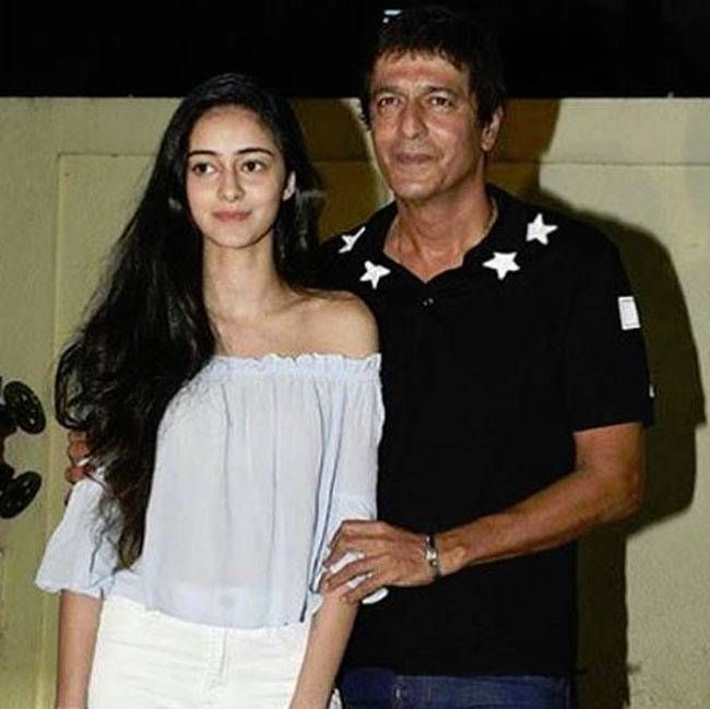 Ananya-Pandey-Carpet-Look5